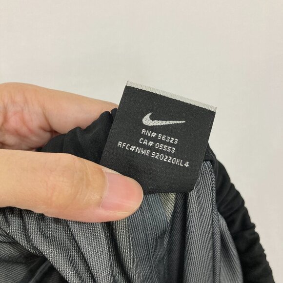 Nike Men's size Large Black Storm Fit Zipper Hem Active Performance Track Pants - Picture 3 of 13